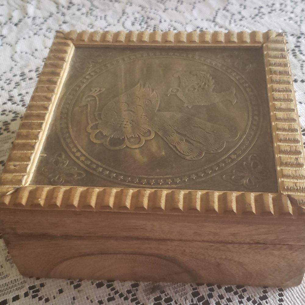 Vintage Wood Carved Box with Birds.